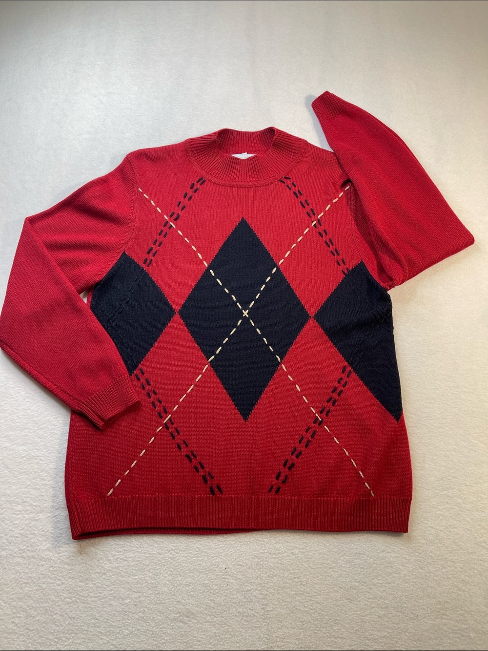 Alfred Dunner Red and Black Argyle Crewneck Sweater WOMENS SIZE S